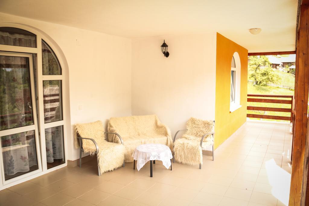 Casa Cristalina&dumi Casă la țară